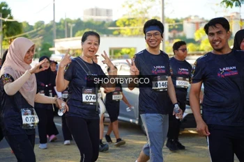 Runner Photo 1679196
