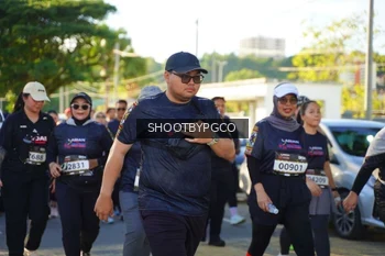 Runner Photo 1679256
