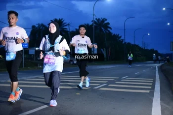Runner Photo 1679405