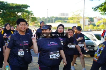 Runner Photo 1679509