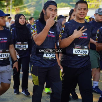 Runner Photo 1679572