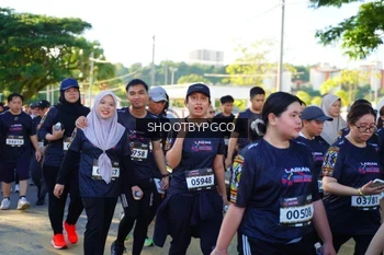 Runner Photo 1679655