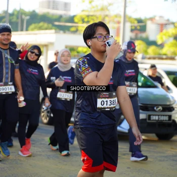 Runner Photo 1679683