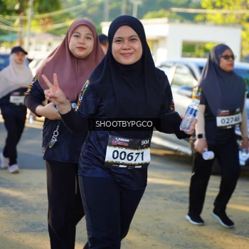 Runner Photo 1679722