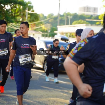 Runner Photo 1679762