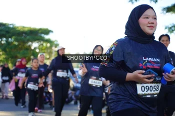 Runner Photo 1679875