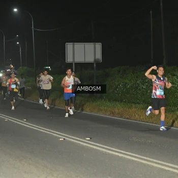 Runner Photo 1679979