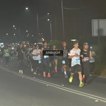 Runner Photo 1679998