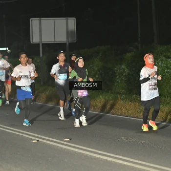 Runner Photo 1680006