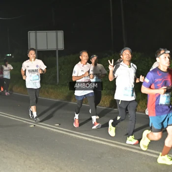Runner Photo 1680062