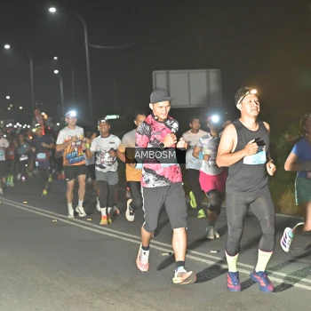 Runner Photo 1680092