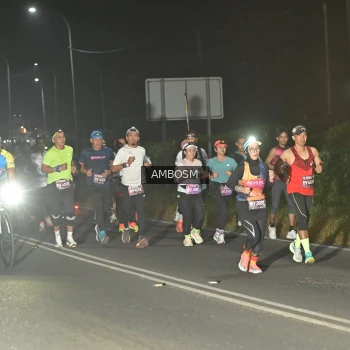 Runner Photo 1680104
