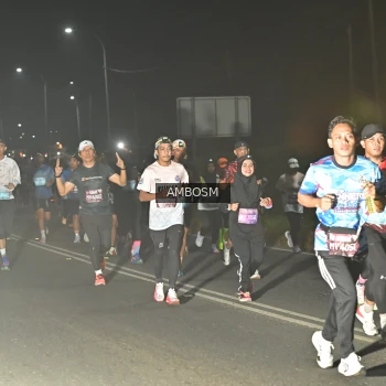 Runner Photo 1680121
