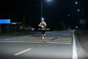 Runner Photo 1680216