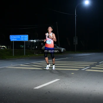 Runner Photo 1680287