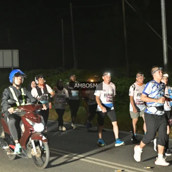 Runner Photo 1680303