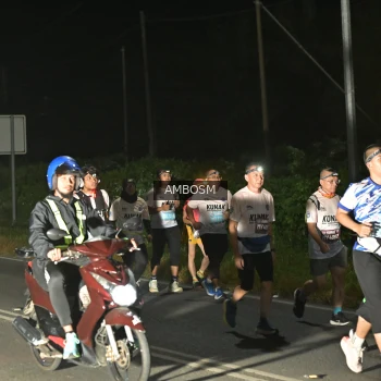 Runner Photo 1680306
