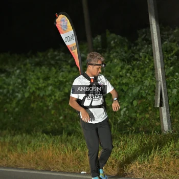 Runner Photo 1680345