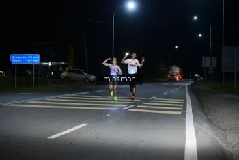 Runner Photo 1680378