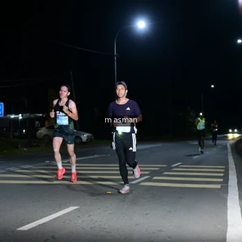 Runner Photo 1680511
