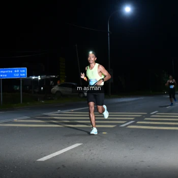 Runner Photo 1680520