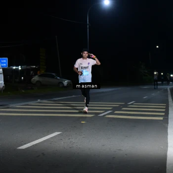 Runner Photo 1680609