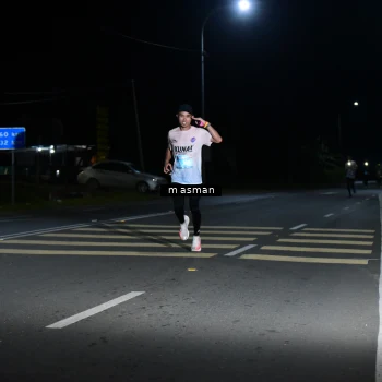Runner Photo 1680612