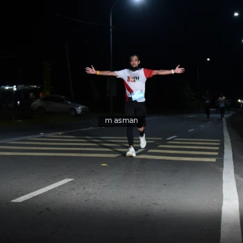 Runner Photo 1680655