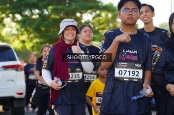 Runner Photo 1680691