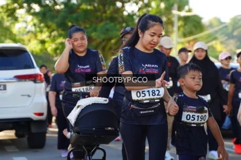 Runner Photo 1680719