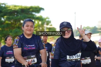 Runner Photo 1680734