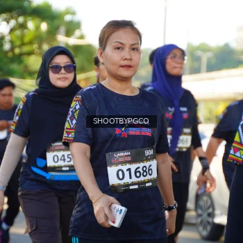 Runner Photo 1680810