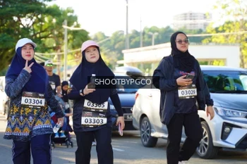 Runner Photo 1680853