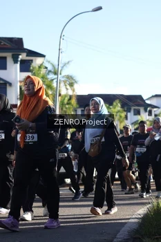 Runner Photo 1680892
