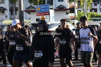 Runner Photo 1680908