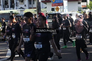 Runner Photo 1680919