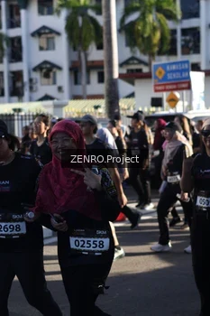 Runner Photo 1680926