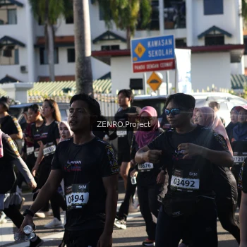 Runner Photo 1680938