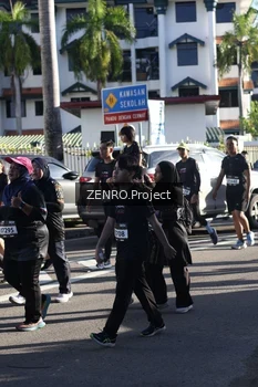 Runner Photo 1680948