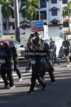 Runner Photo 1680950