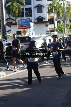 Runner Photo 1680955