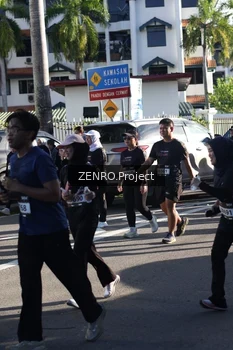 Runner Photo 1680966