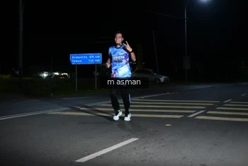 Runner Photo 1680984