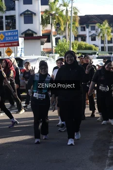 Runner Photo 1680988