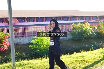 Runner Photo 1680998