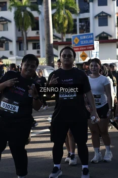 Runner Photo 1681012