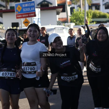 Runner Photo 1681037