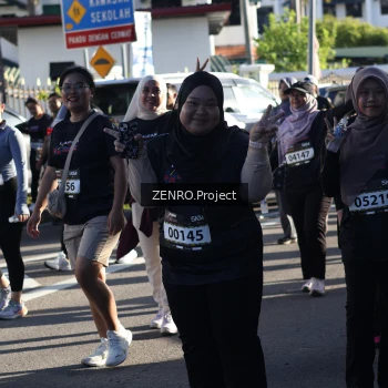 Runner Photo 1681060