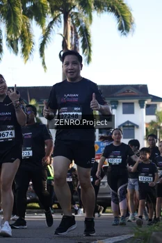 Runner Photo 1681116