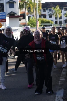 Runner Photo 1681121